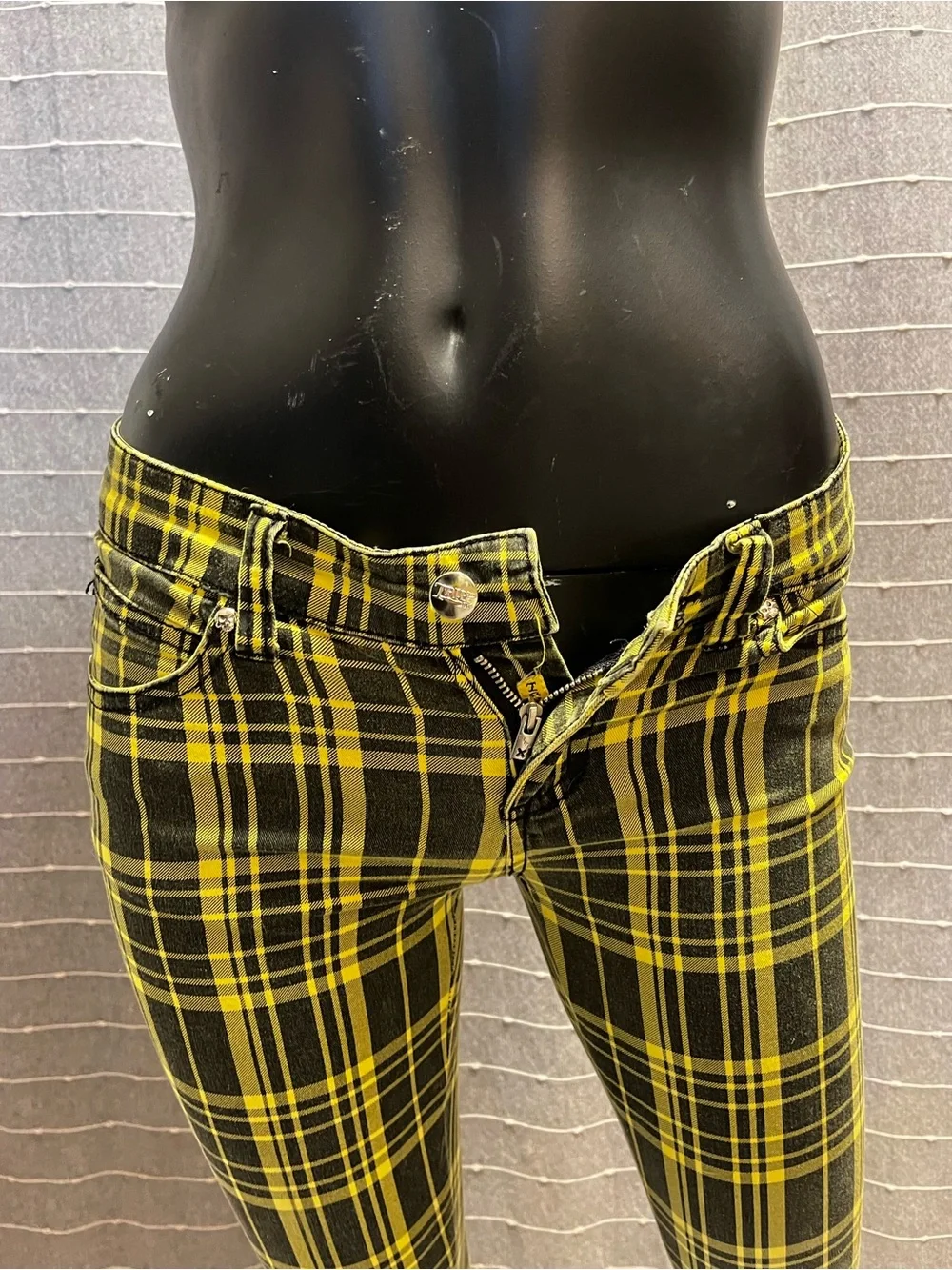 Tripp NYC Yellow Plaid Rocker Skinny Jeans - Picture 2 of 6